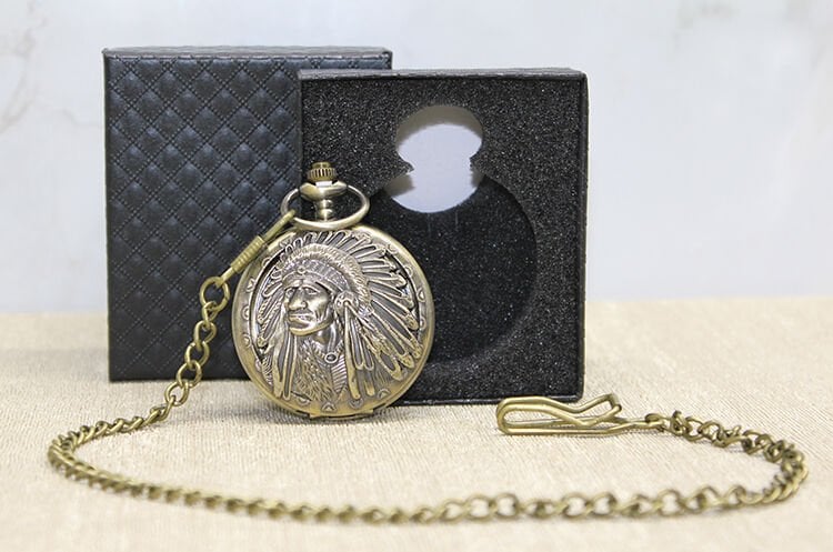 Özel Kutulu Kızılderili Köstekli Saat