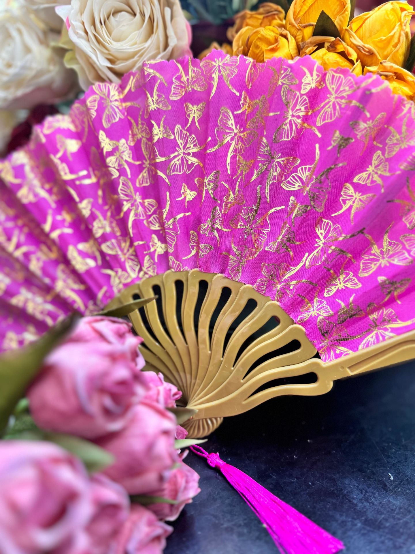 Plastik Desenli Yelpaze