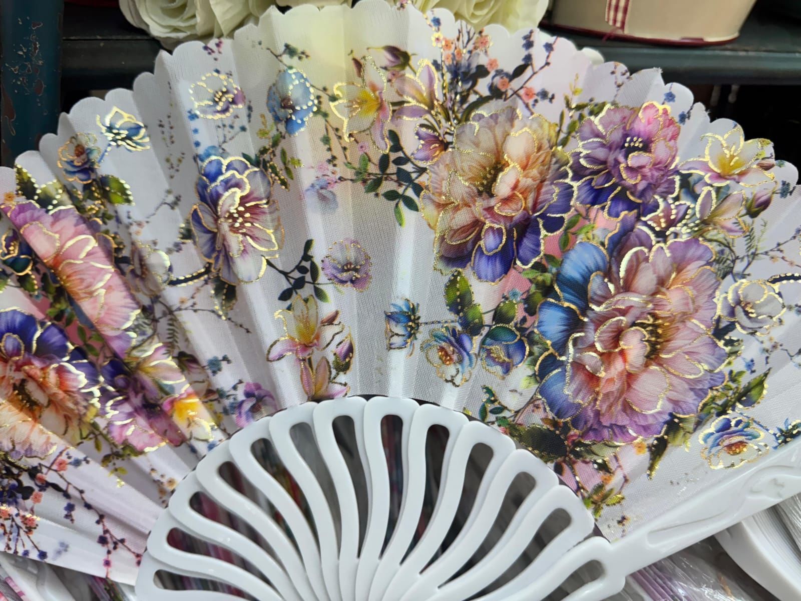 Plastik Desenli Yelpaze