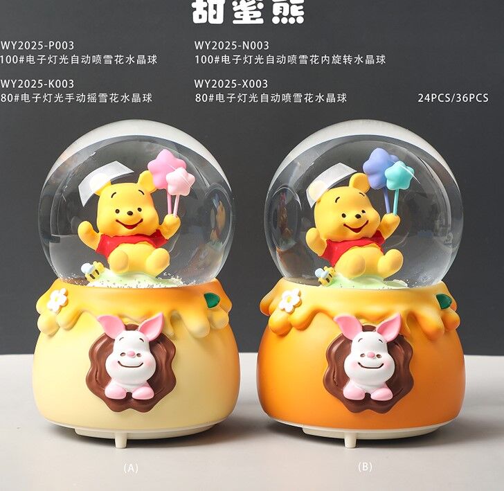 Işıklı Müzikli Püskürtmeli Büyük Boy Kar Küresi