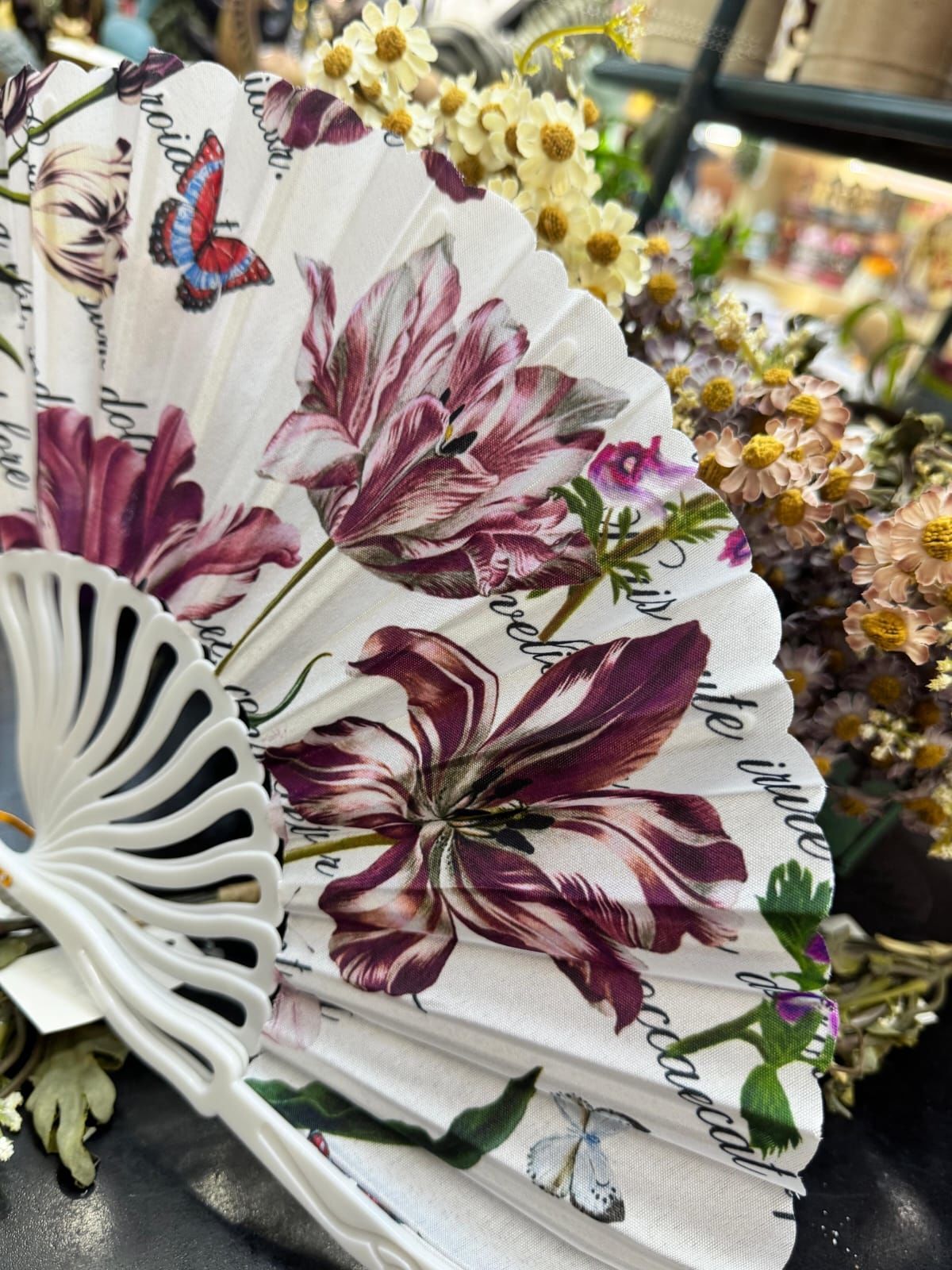 Plastik Desenli Yelpaze