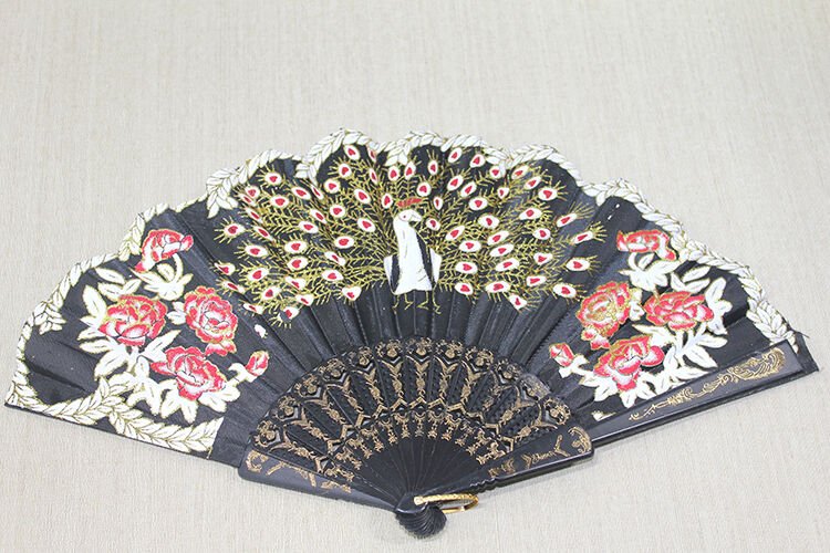 Plastik Tavuskuşu Yelpaze