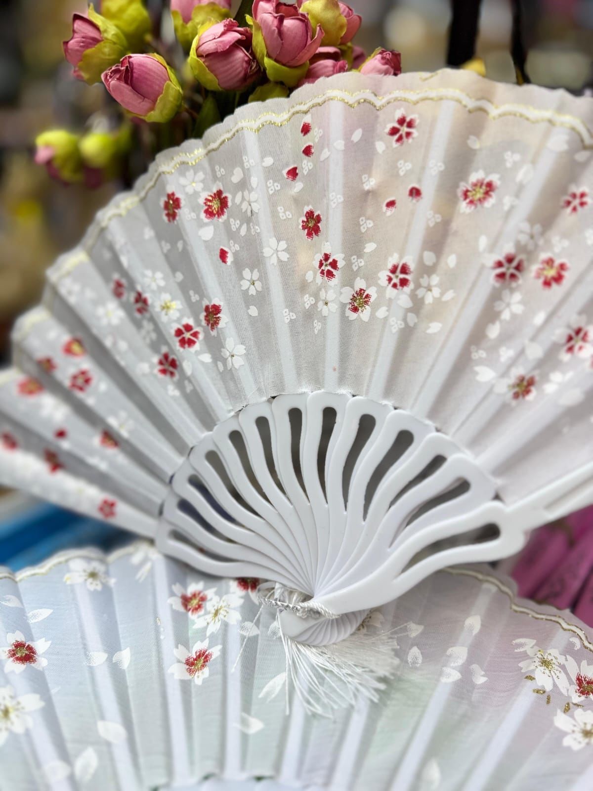 Plastik Desenli Yelpaze