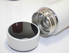 Anime Baskılı Dijital Göstergeli Termos 500 ml Model 3