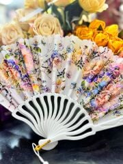 Plastik Desenli Yelpaze