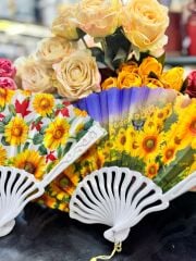 Plastik Desenli Yelpaze