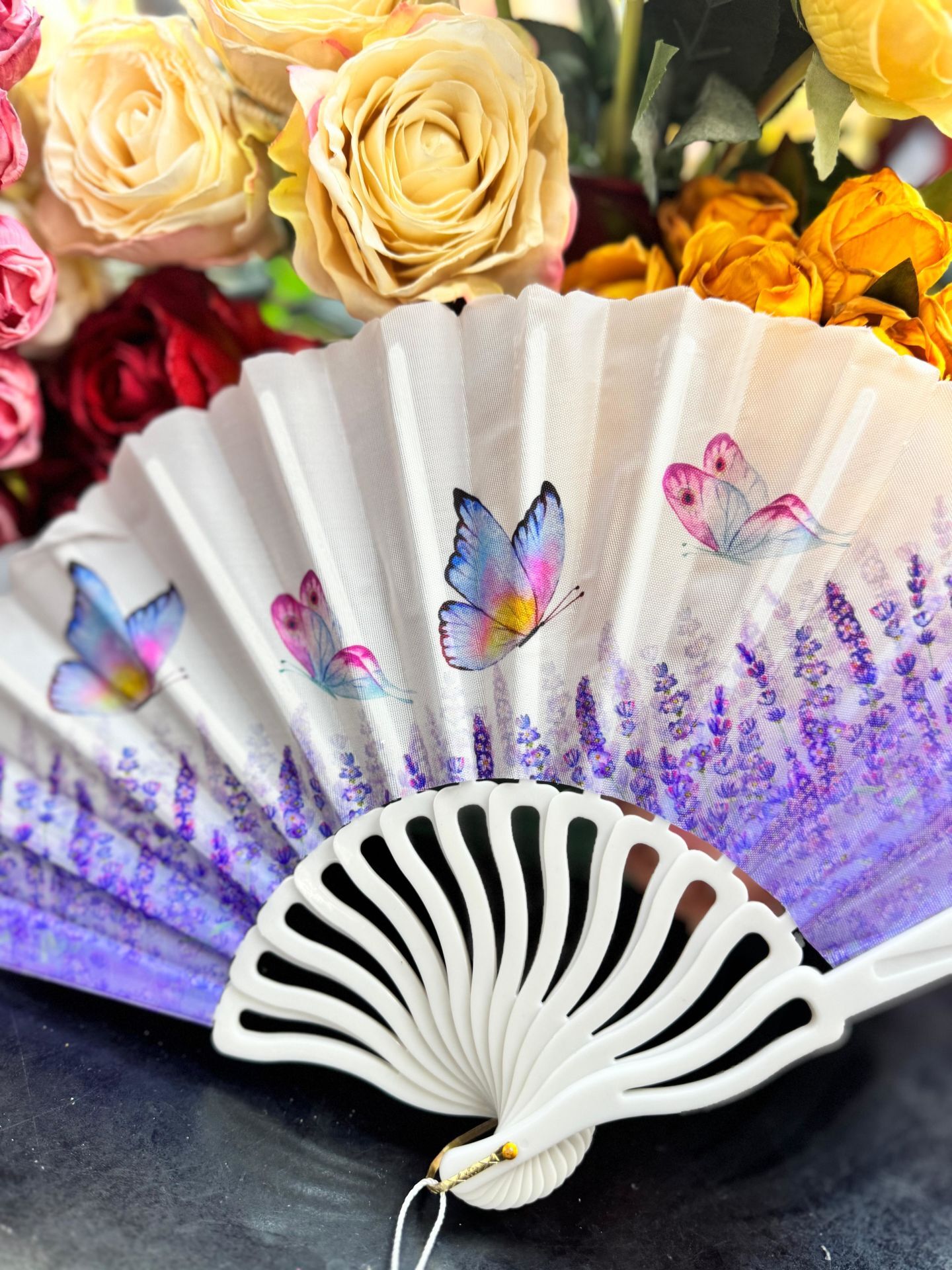 Plastik Desenli Yelpaze