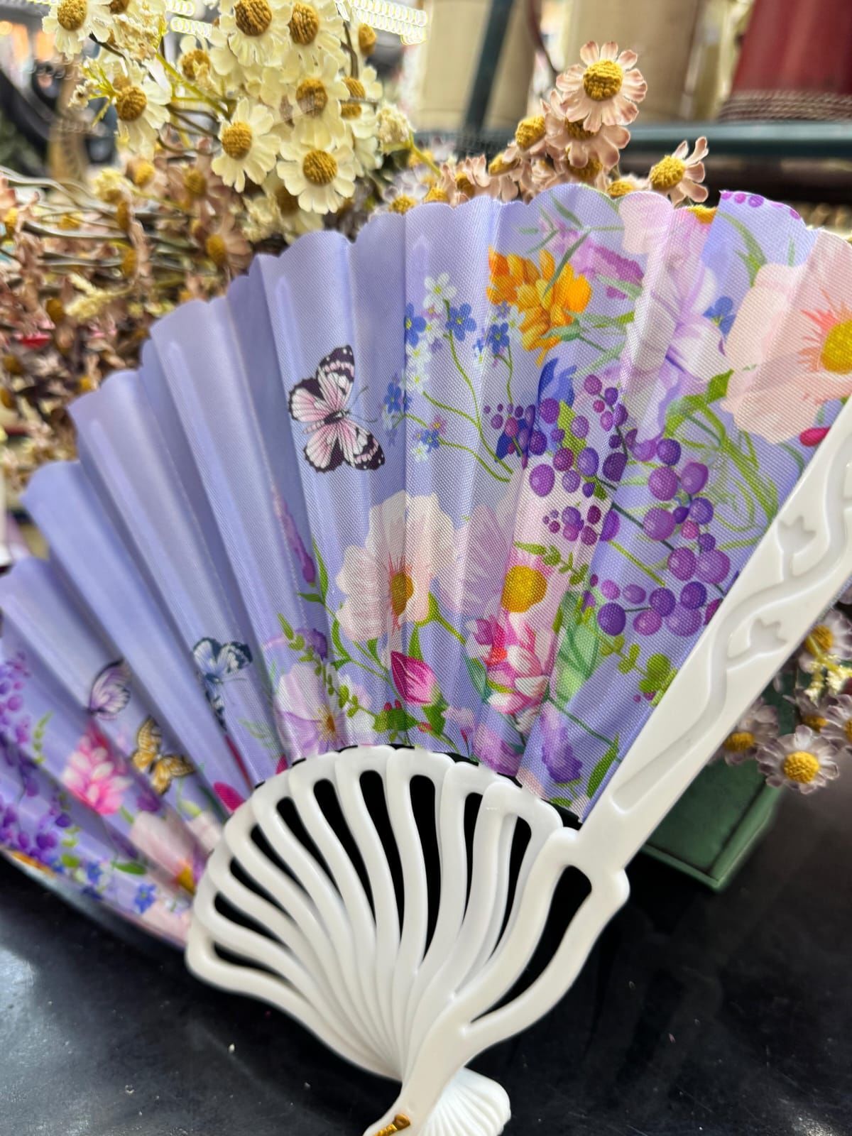 Plastik Desenli Yelpaze