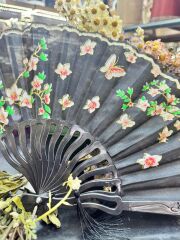 Plastik Desenli Yelpaze