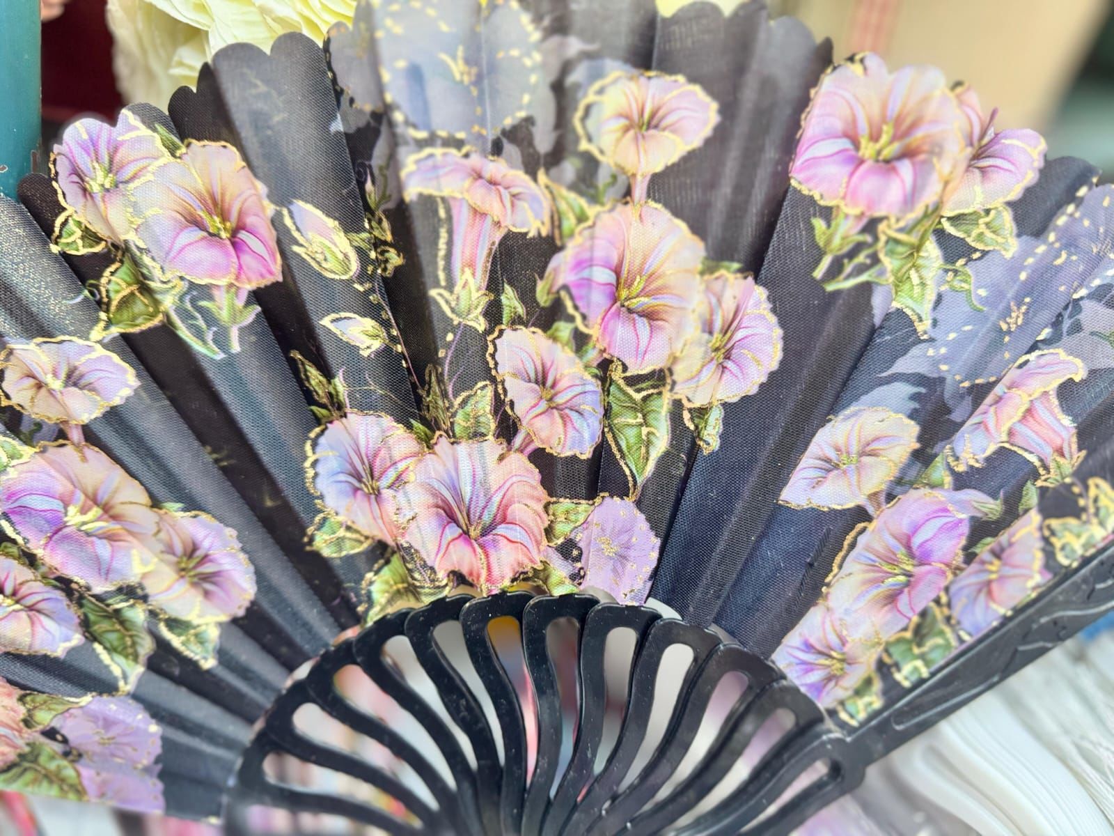 Plastik Desenli Yelpaze