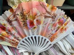 Plastik Desenli Yelpaze