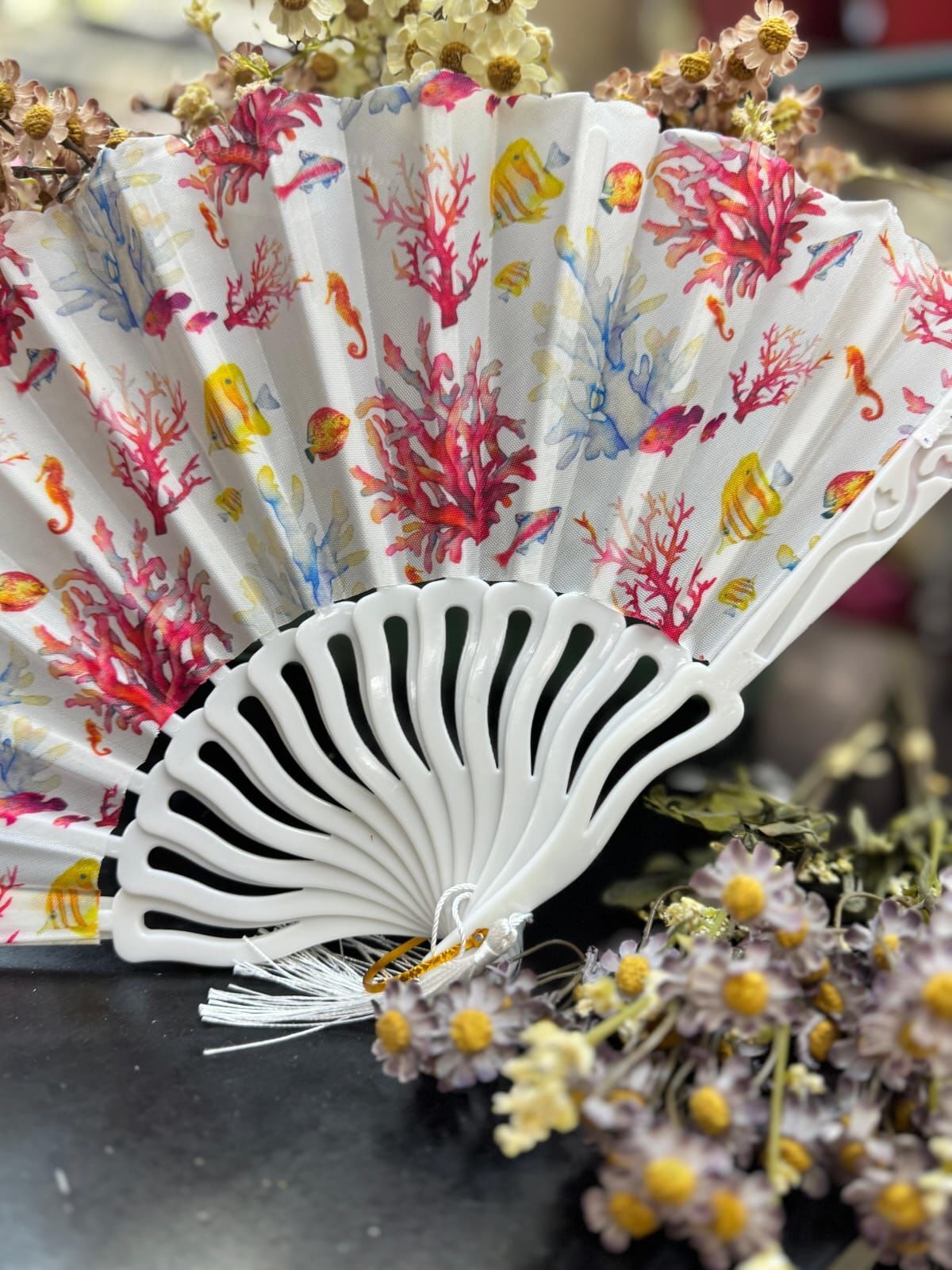 Plastik Desenli Yelpaze