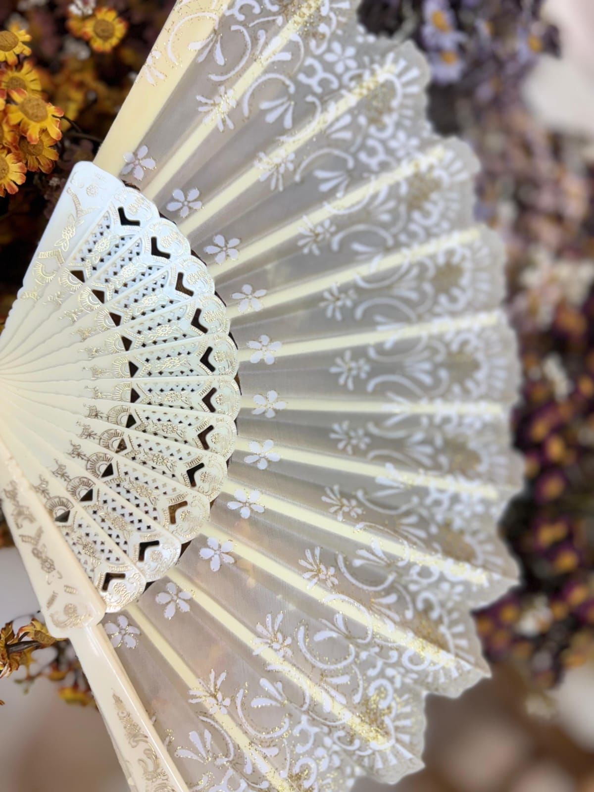 Plastik Desenli Yelpaze