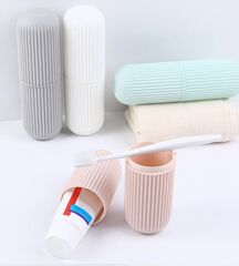 Seyahat Tipi Diş Macunu ve Fırçası Kabı