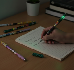 Anime Figür Tükenmez Kalem Ledli