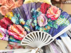 Plastik Desenli Yelpaze