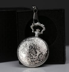 Özel Kutulu Türk Bayrağı Tasarımlı Gümüş Köstekli Saat