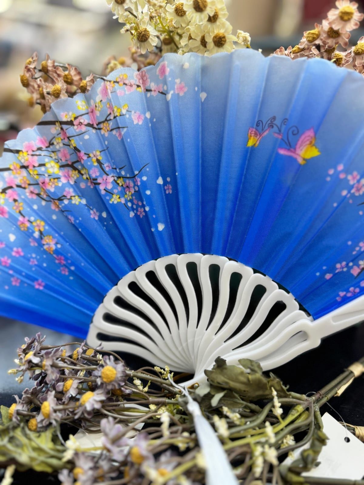 Plastik Desenli Yelpaze